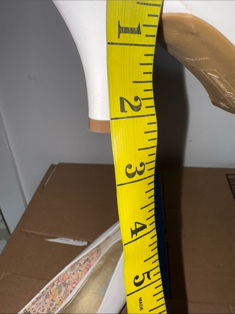 American Eagle Outfitters White Knot Peep-Toe Heels size 10 - Picture 6 of 6